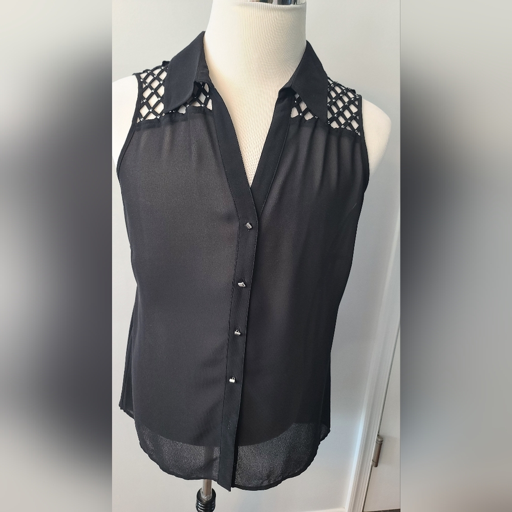 Black XL Sheer Sleeveless Button Up Top With Silver Accents